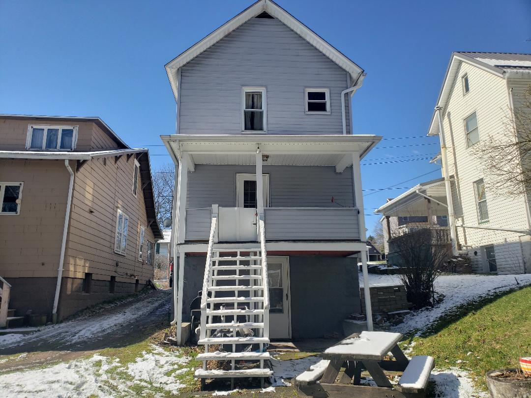 626 W LONG AVE
