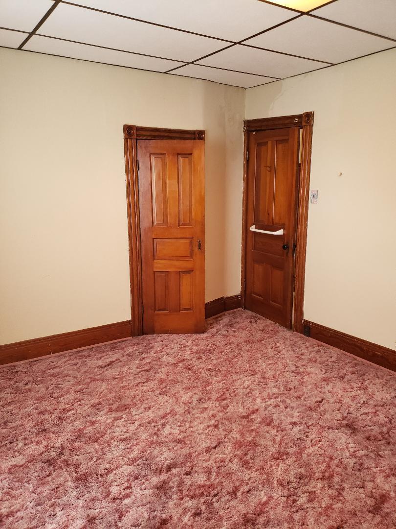 86 4TH ST
