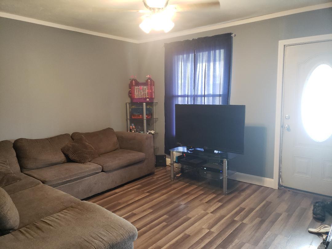 42 SHORT ST