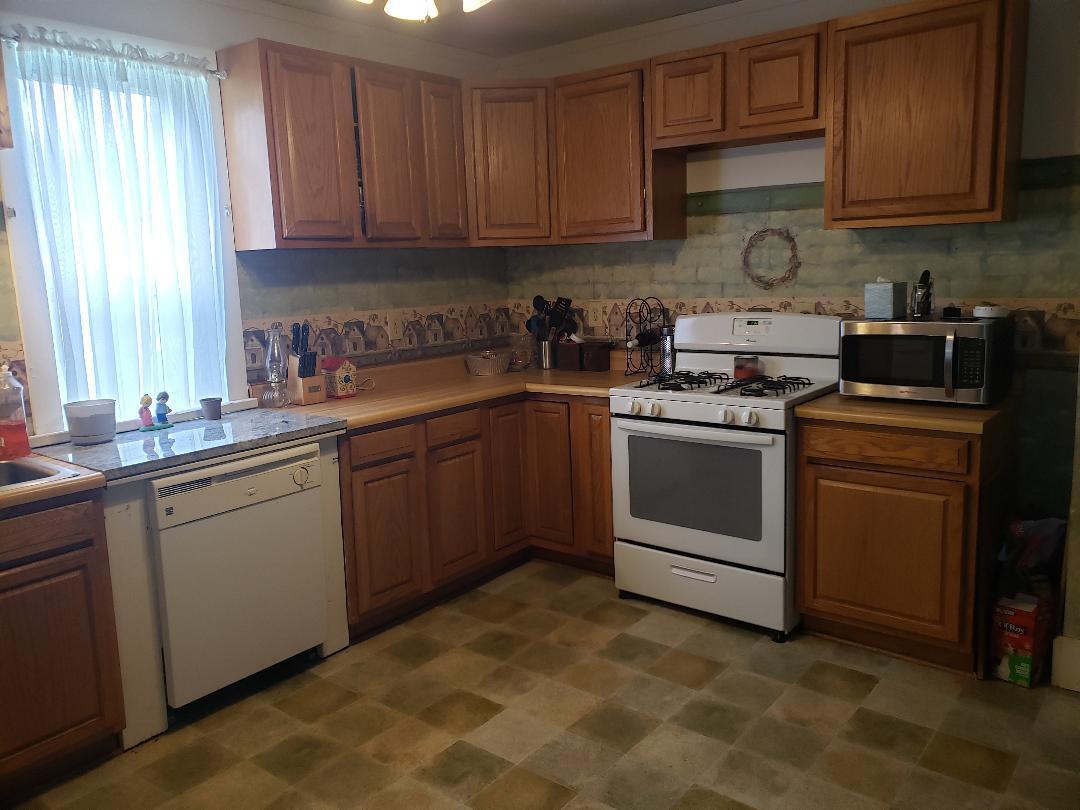 42 SHORT ST