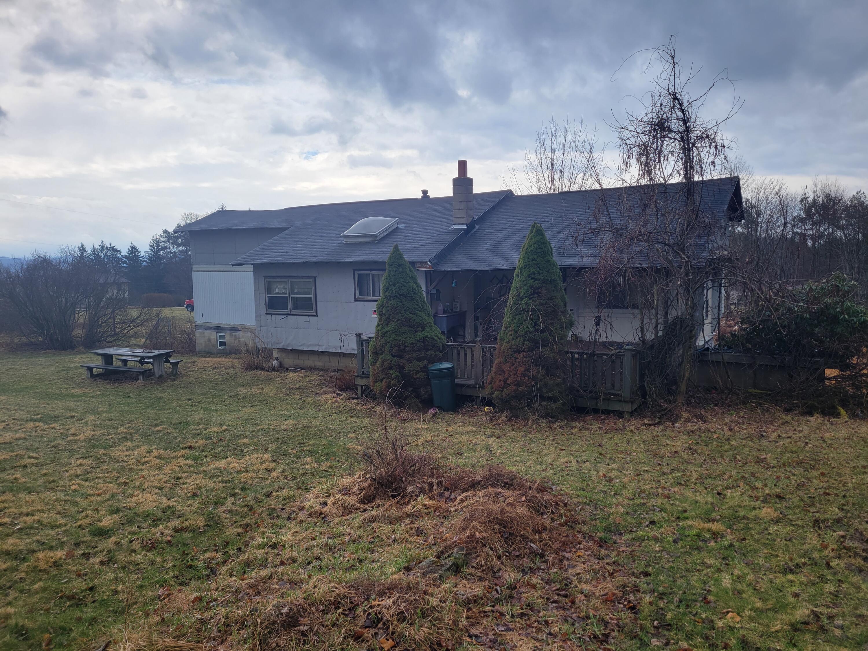 1241 MT PLEASANT RD