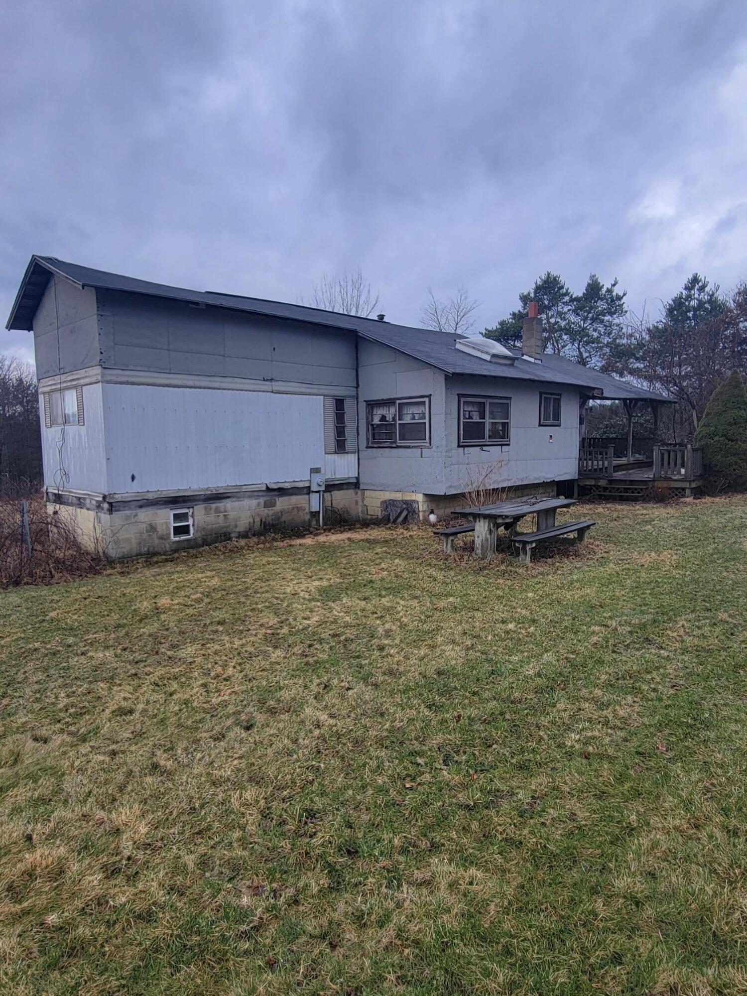 1241 MT PLEASANT RD