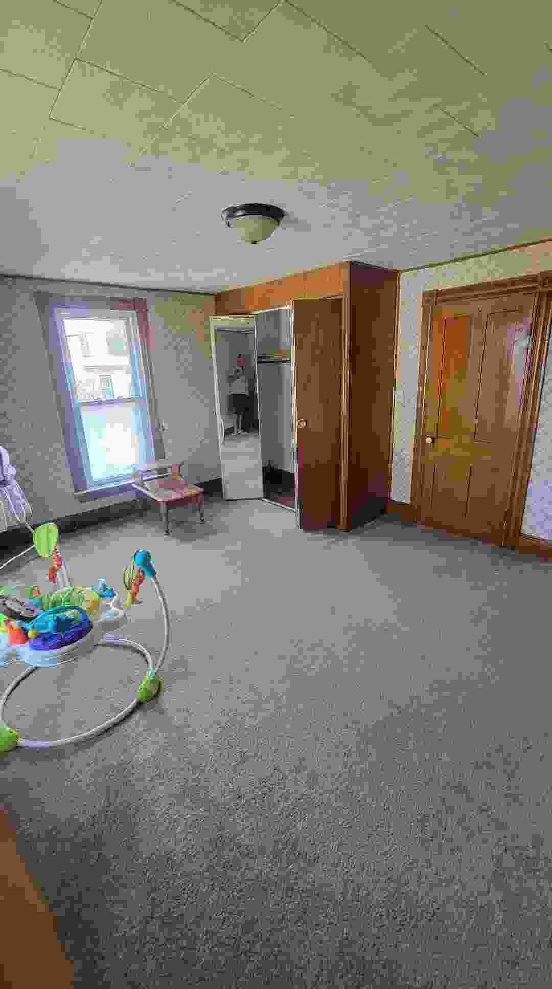 222 SHAFFER AVE