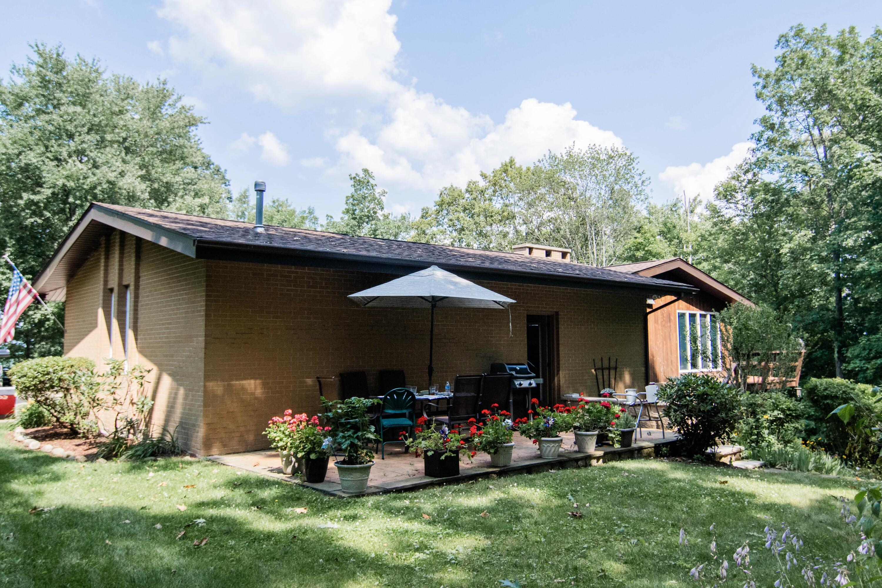 35 CATHERINE AVE