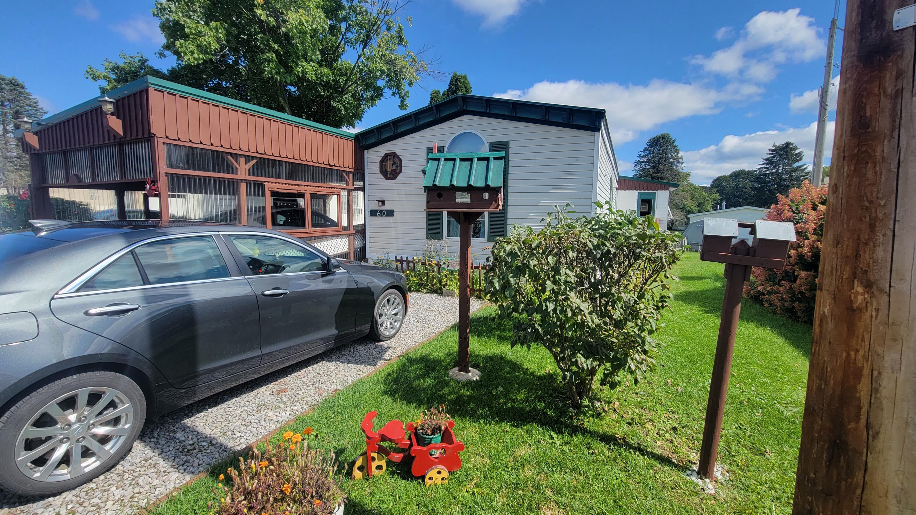 60 KEEN CT DR