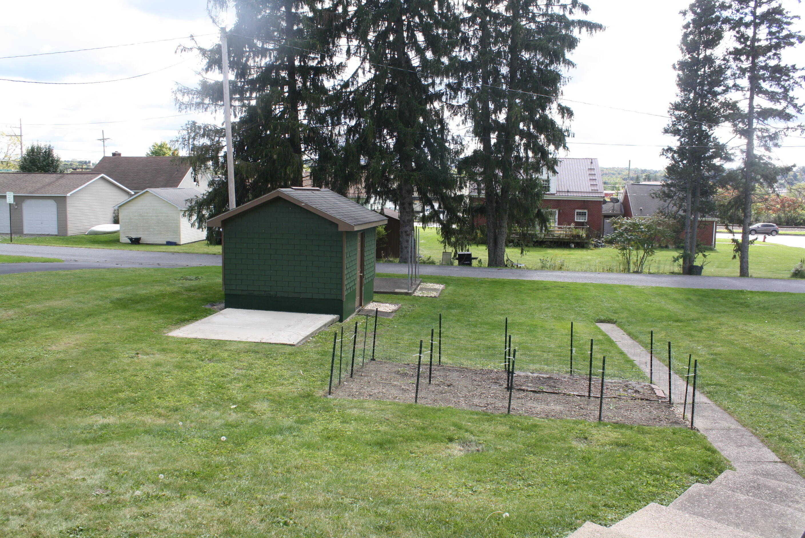 420 ORIENT AVE