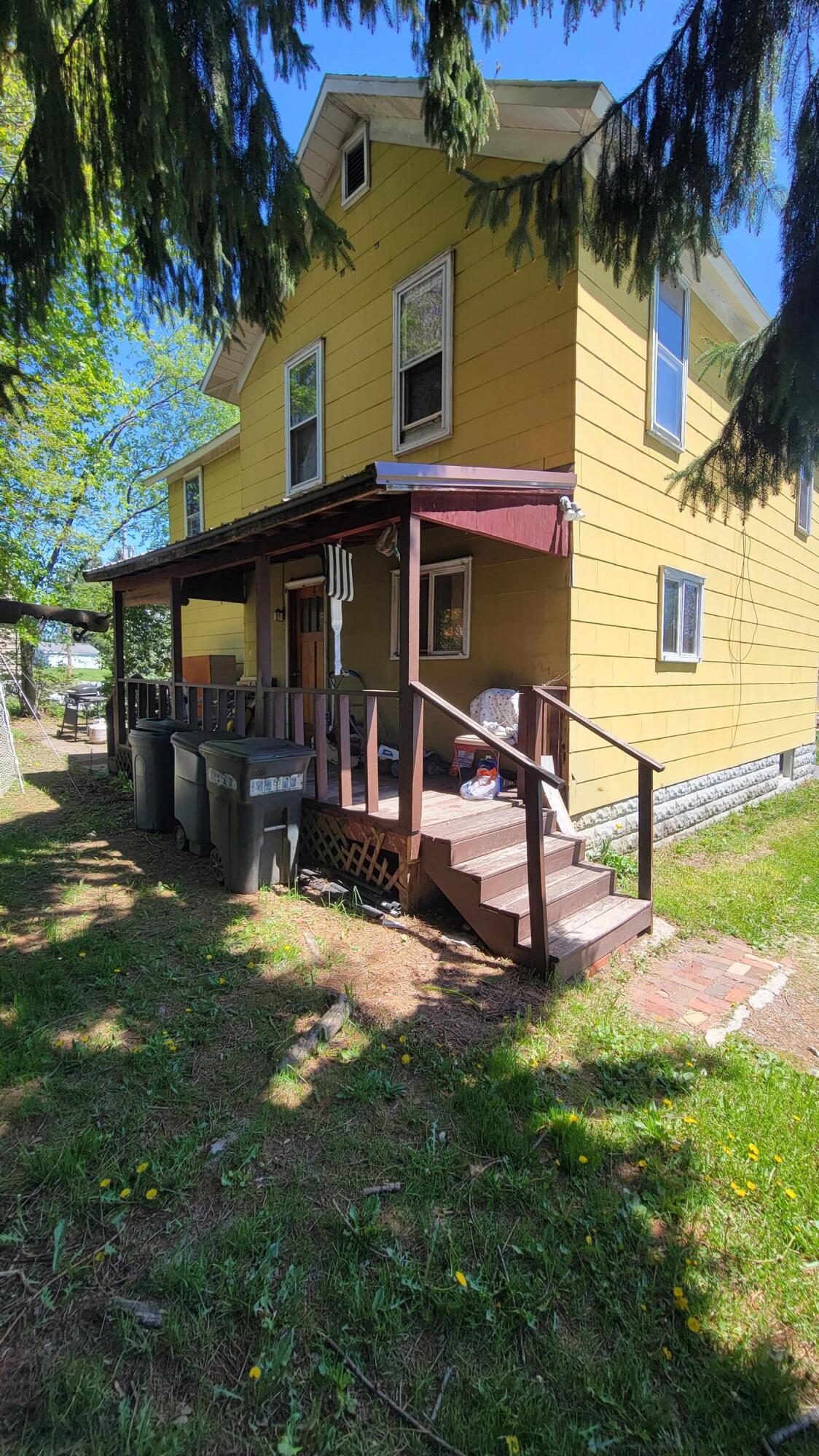 717 1/2 W WASHINGTON AVE