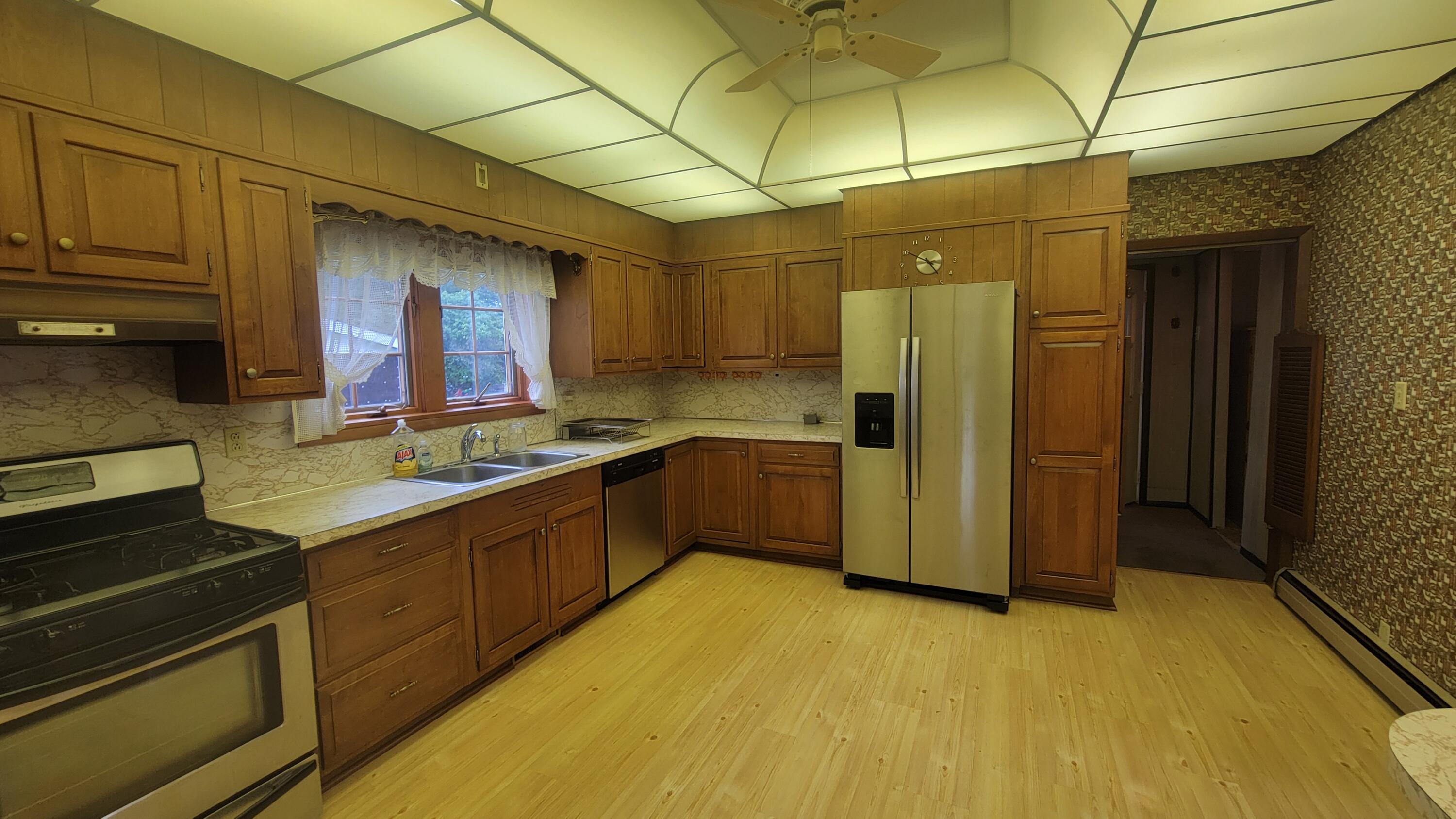 332 FULLER AVE