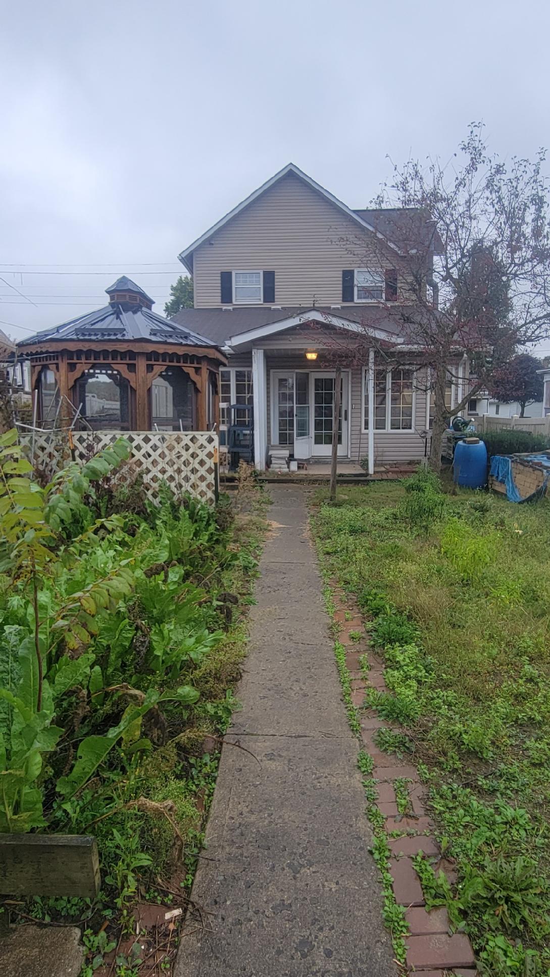 332 FULLER AVE