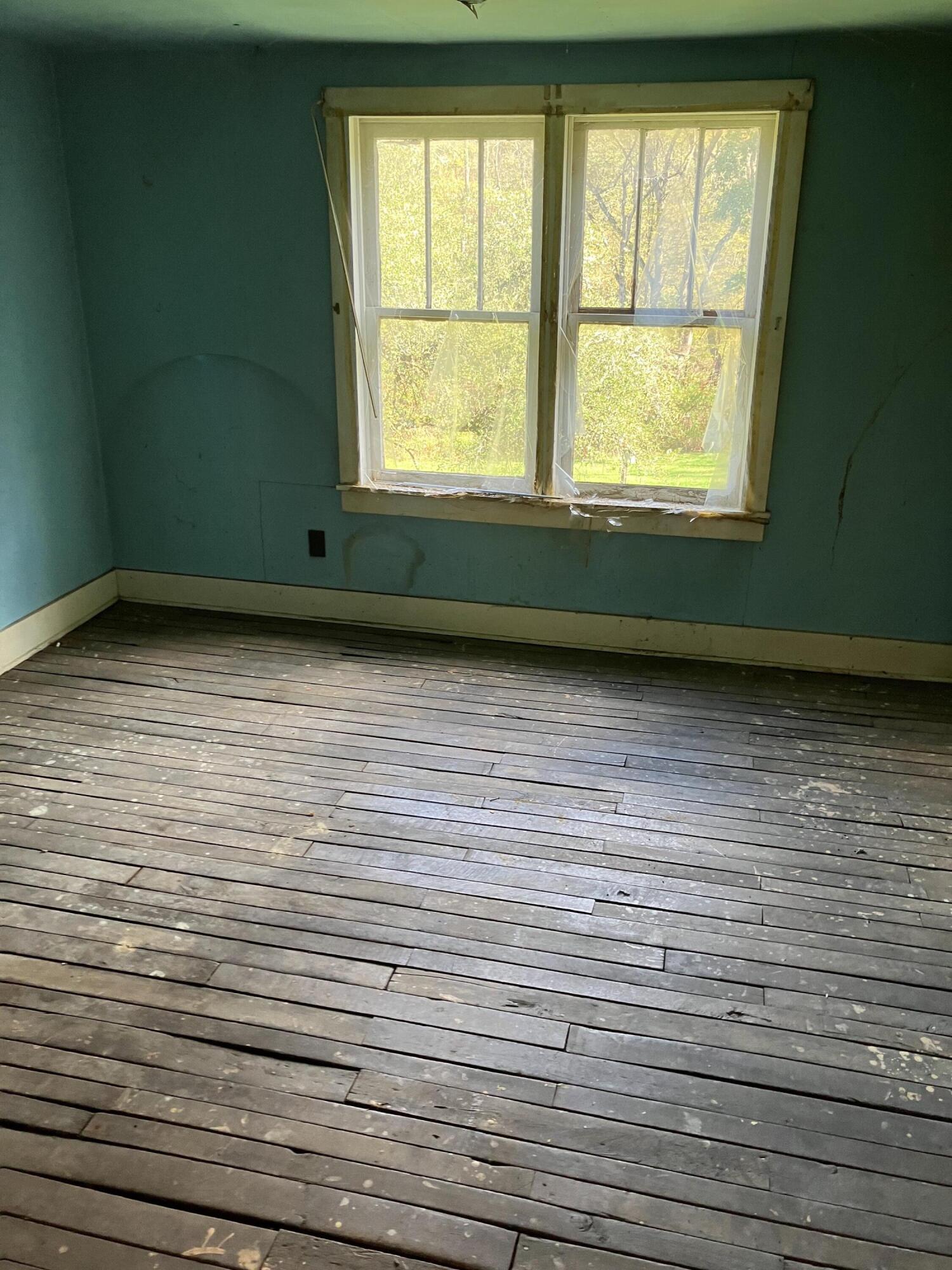 14424 BENNETTS VALLEY HWY