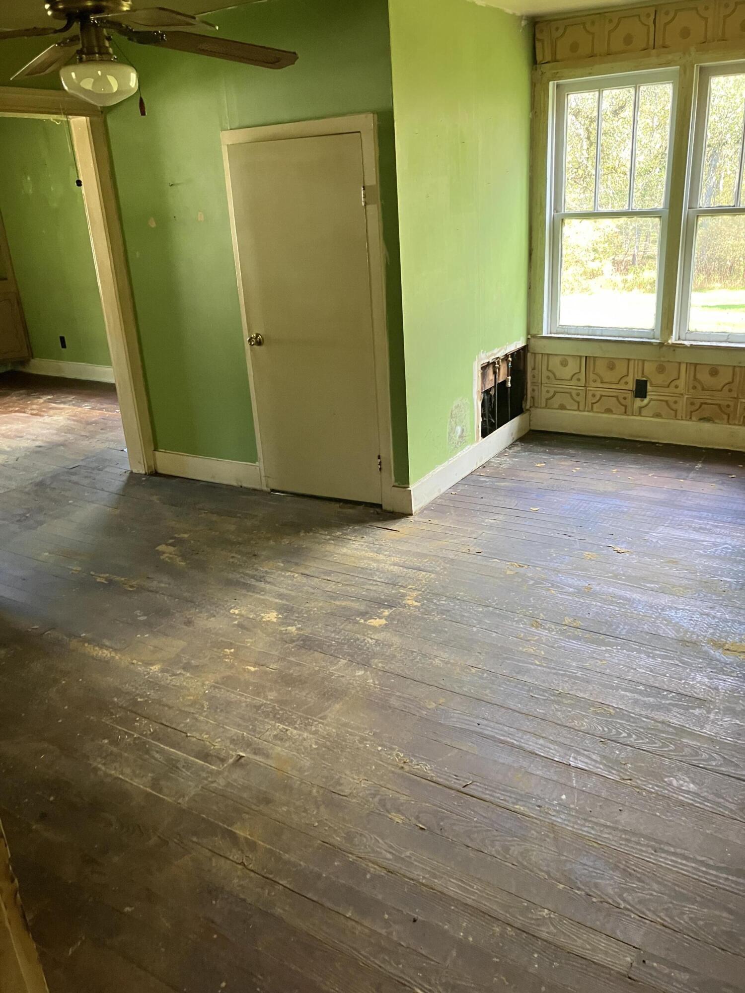 14424 BENNETTS VALLEY HWY