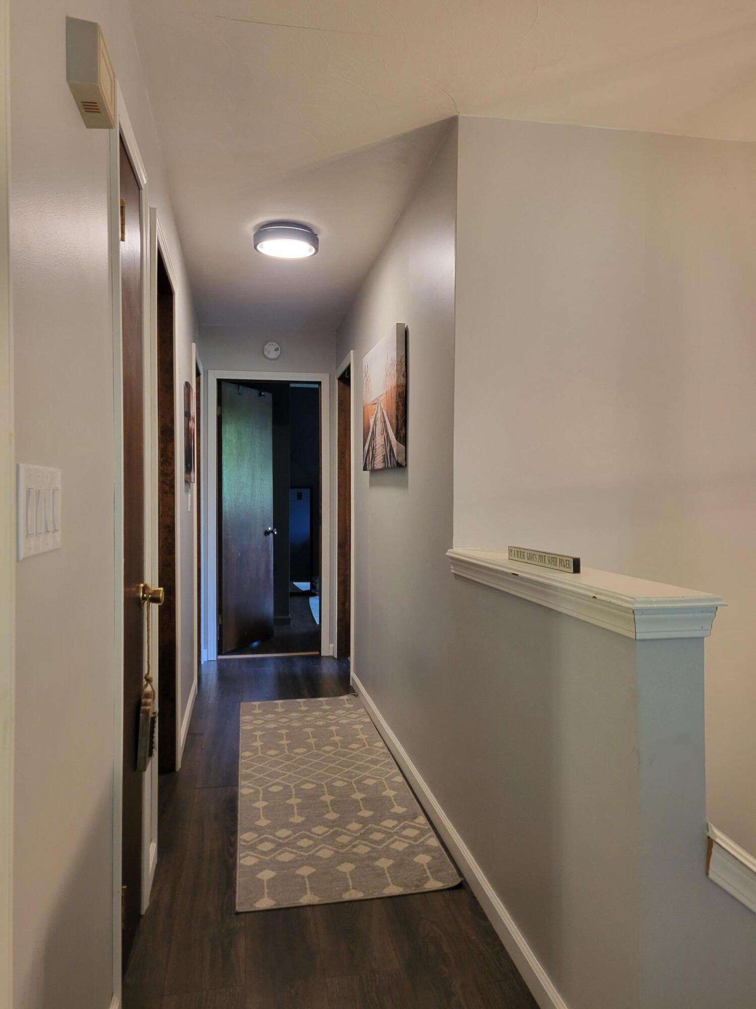 35 LAUREL LN