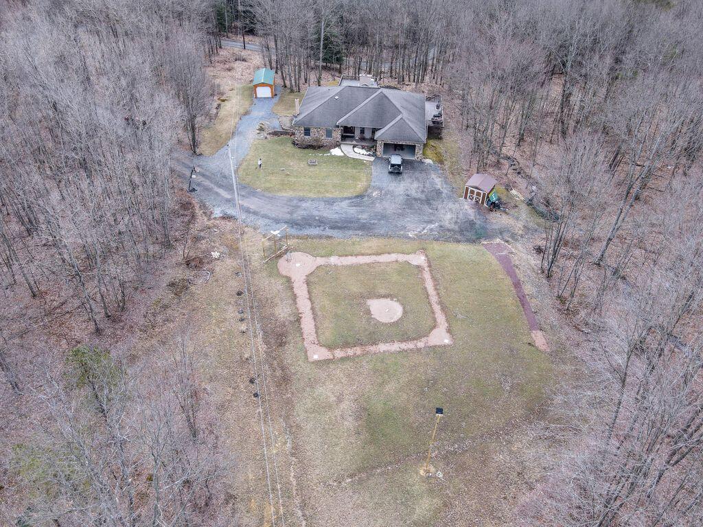 890 NELSON RD