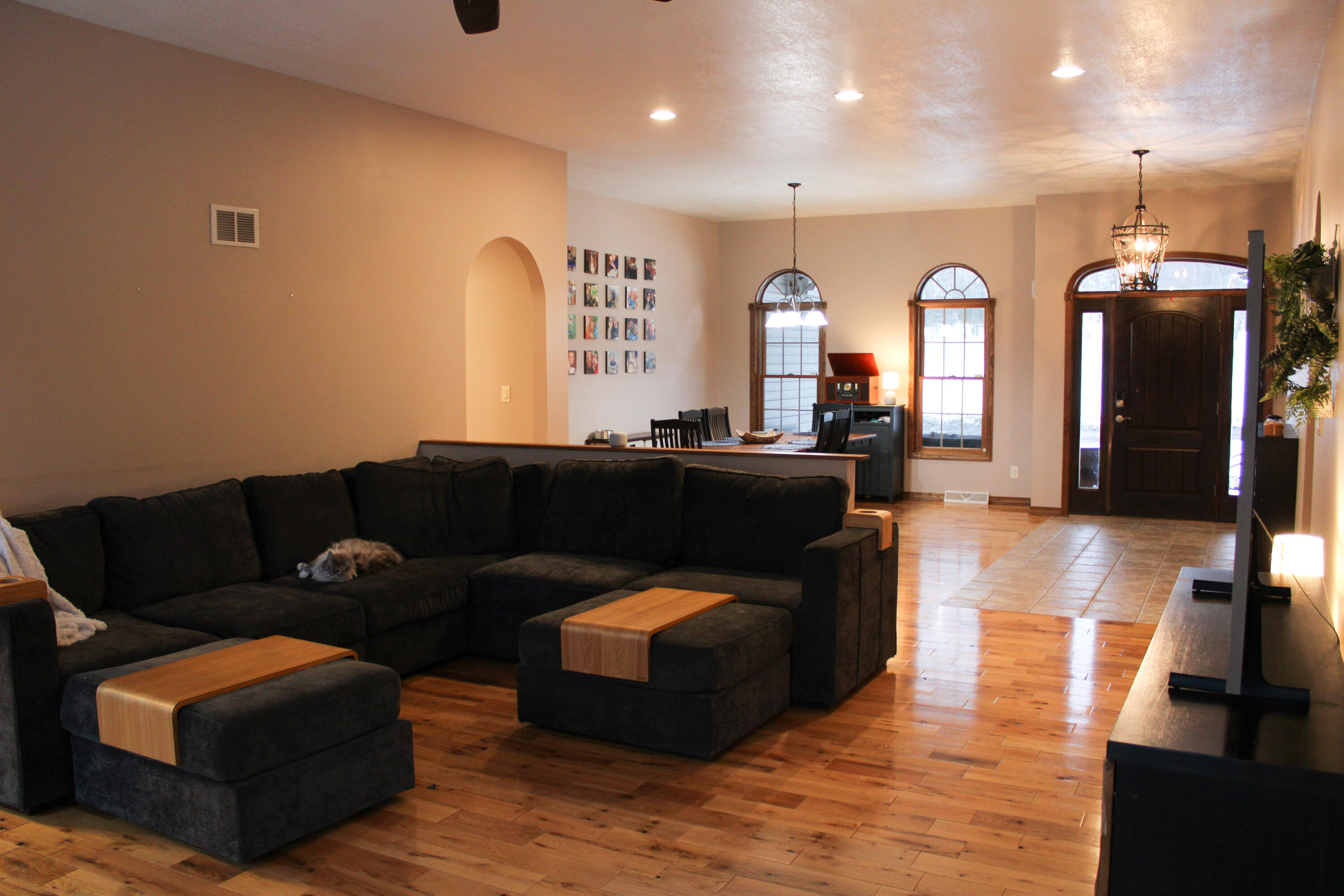 890 NELSON RD
