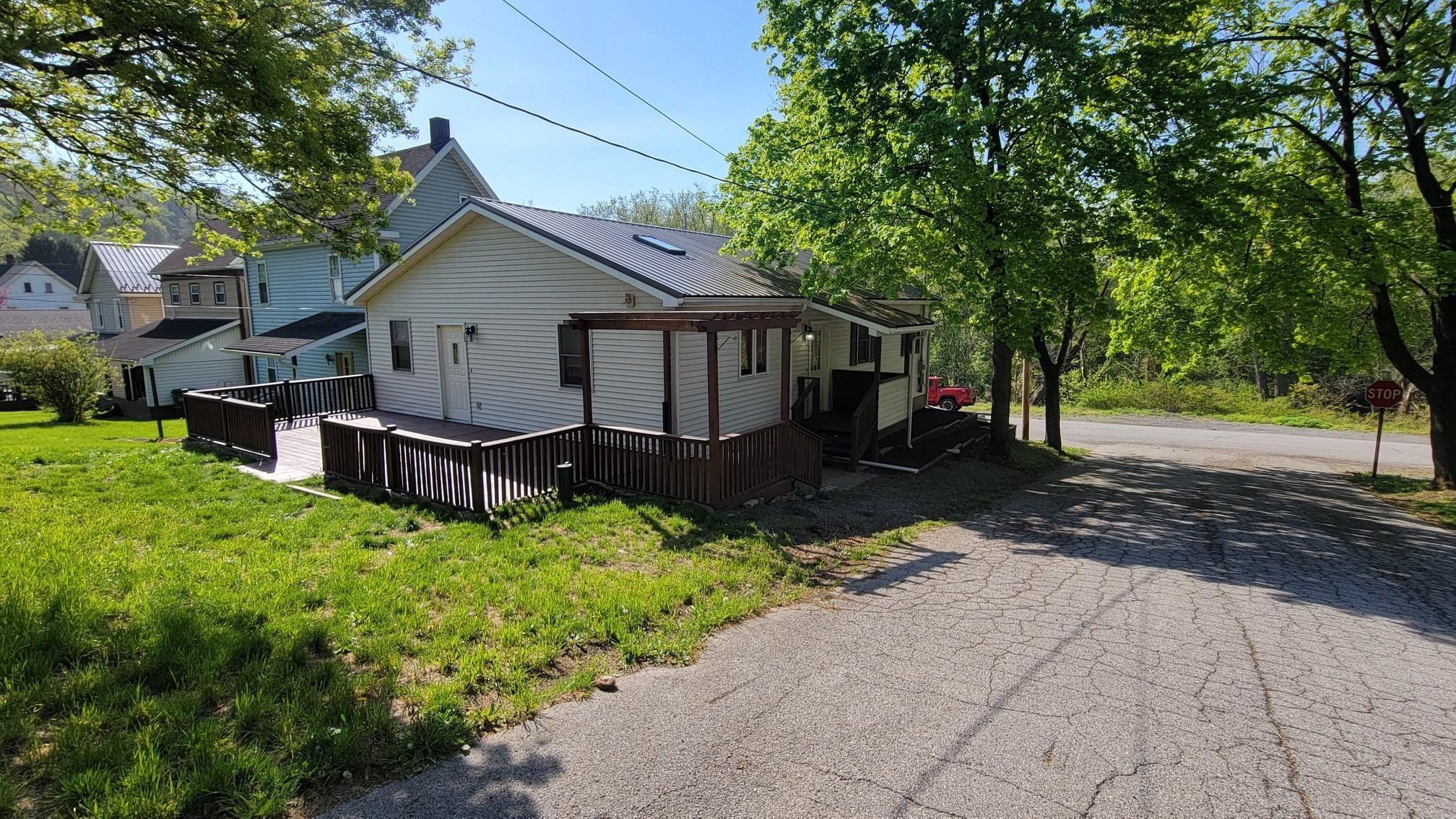 133 BOYD AVE