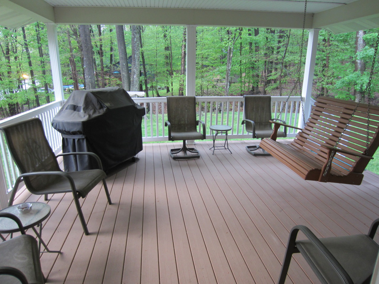 1082 HASTINGS RD