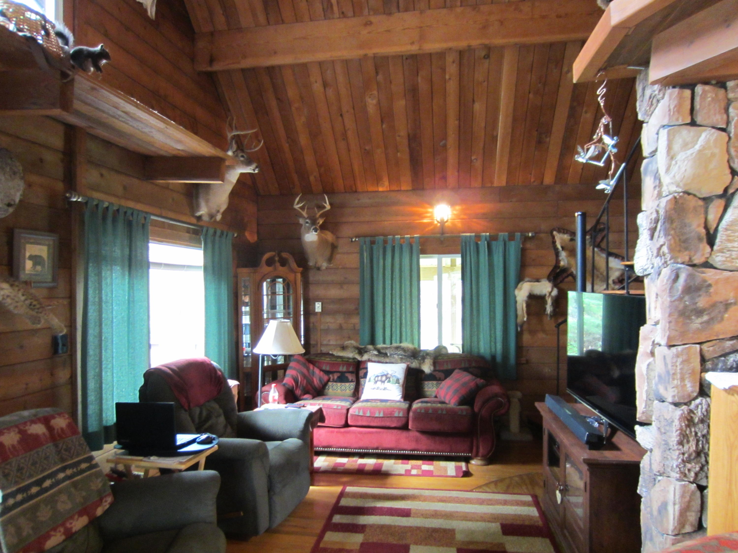 135 ANDROS LN