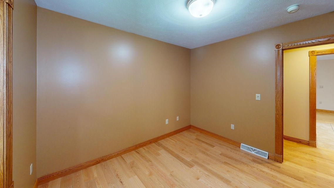 16364 Treasure Lake Rd