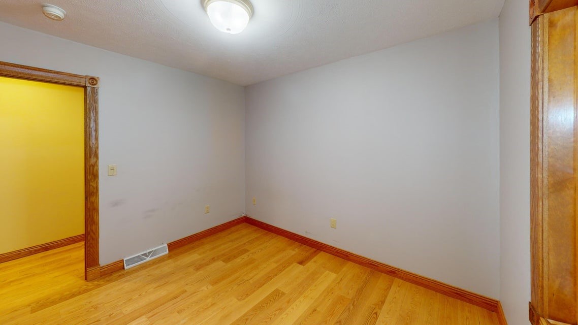 16364 Treasure Lake Rd