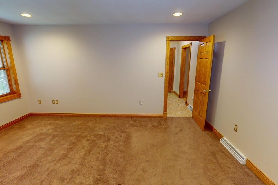 16364 Treasure Lake Rd