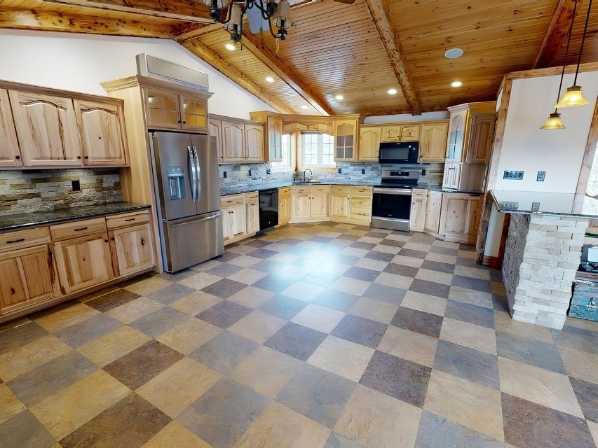 511 Clove Run Rd
