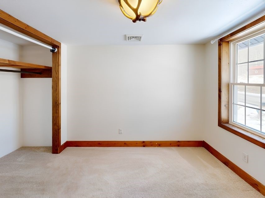 511 Clove Run Rd