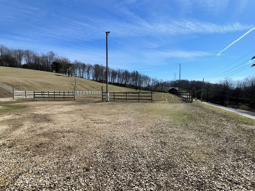 511 Clove Run Rd