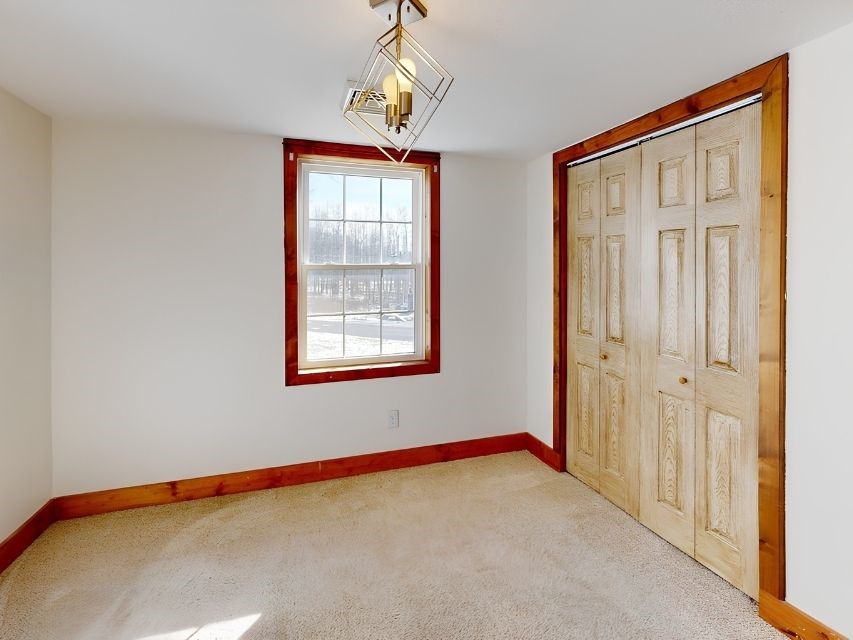 511 Clove Run Rd