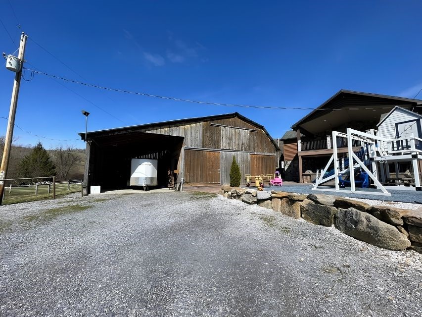 511 Clove Run Rd