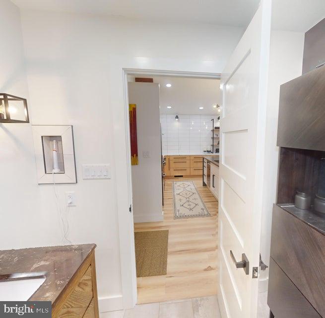 700 SIX SHILLINGS ROAD