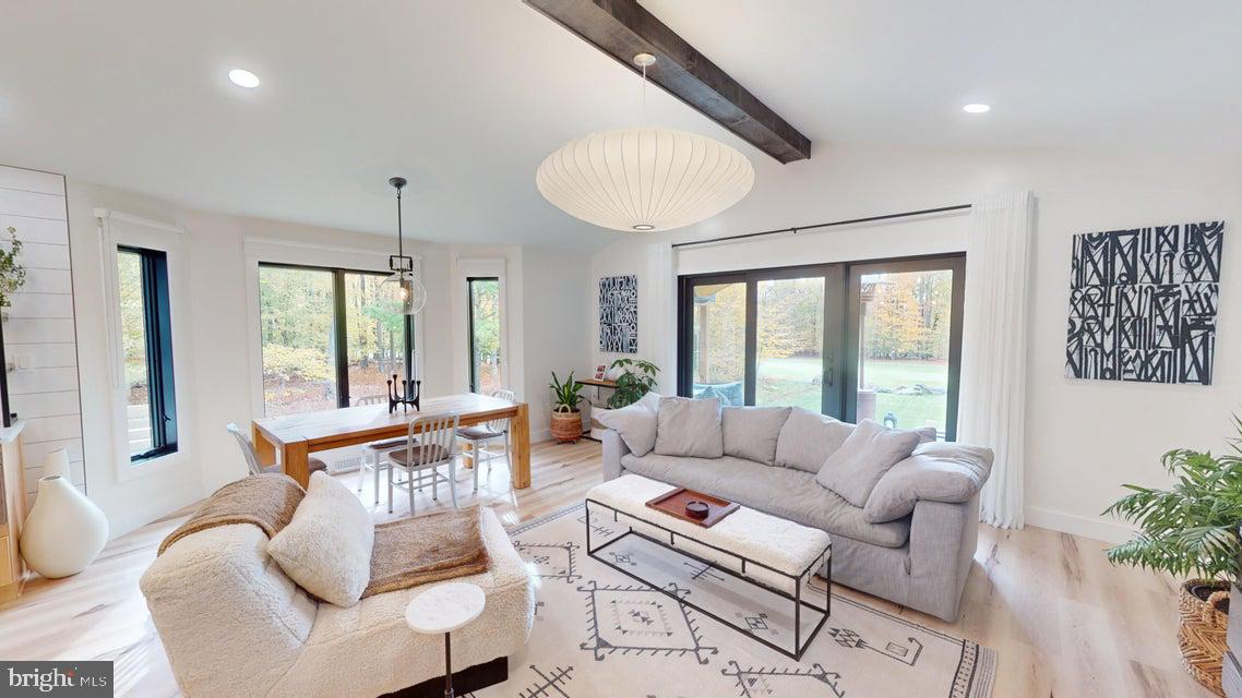 700 SIX SHILLINGS ROAD