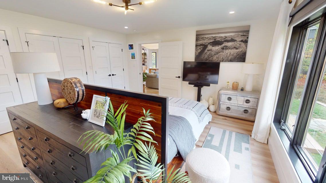 700 SIX SHILLINGS ROAD