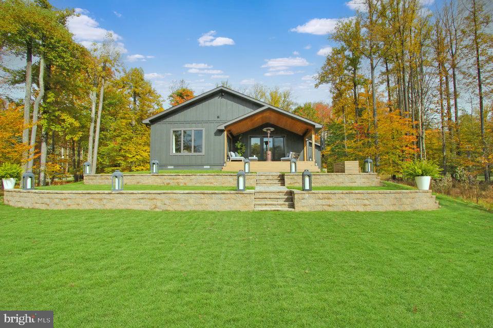 700 SIX SHILLINGS ROAD