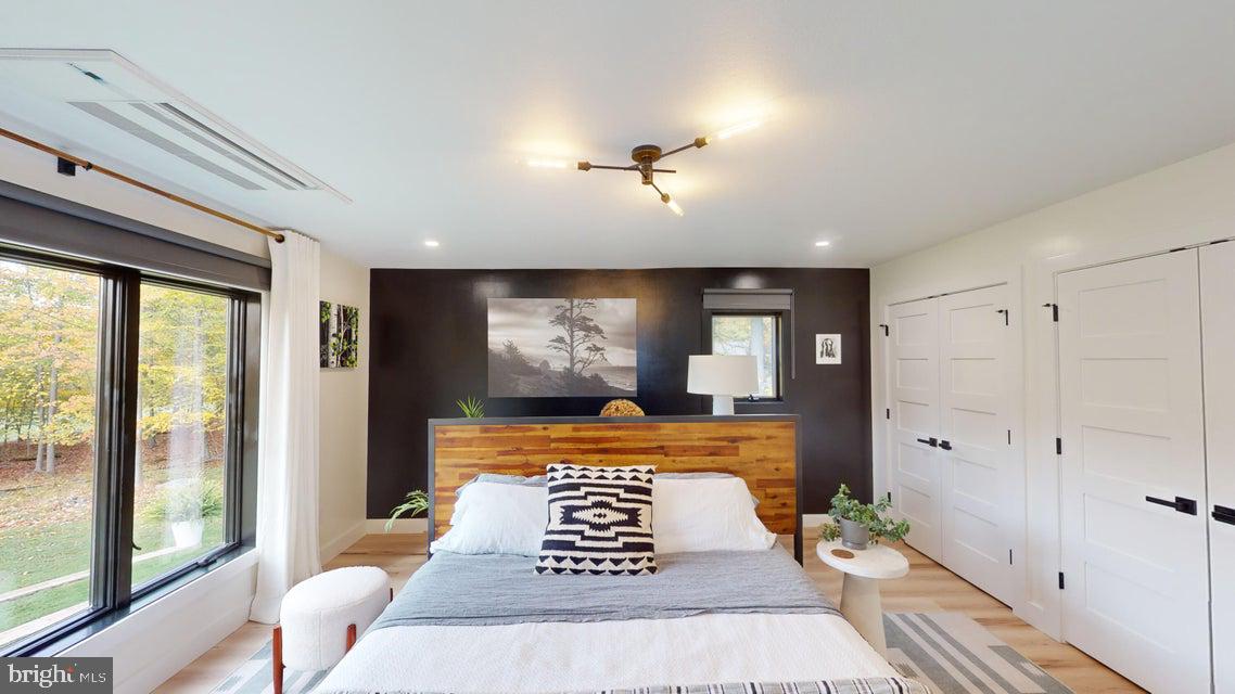 700 SIX SHILLINGS ROAD