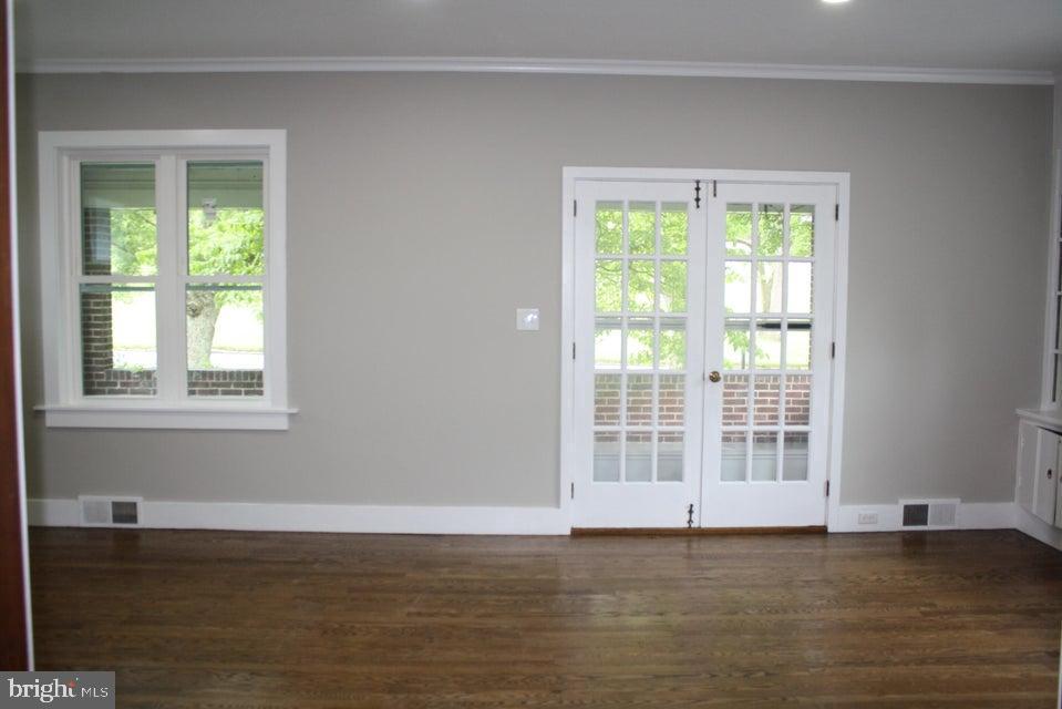 207 N 4TH STREET