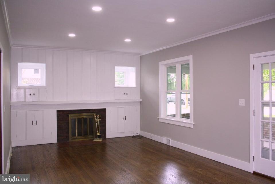 207 N 4TH STREET