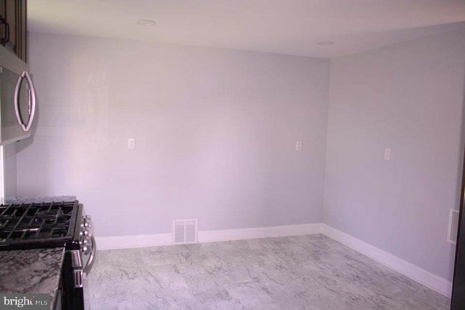 207 N 4TH STREET