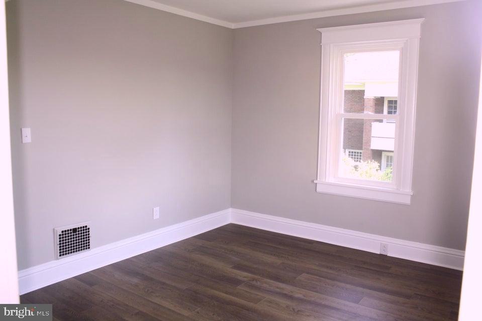 207 N 4TH STREET