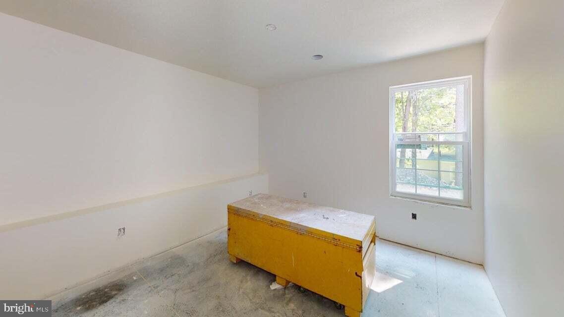 1048 BASSE TERRE ROAD