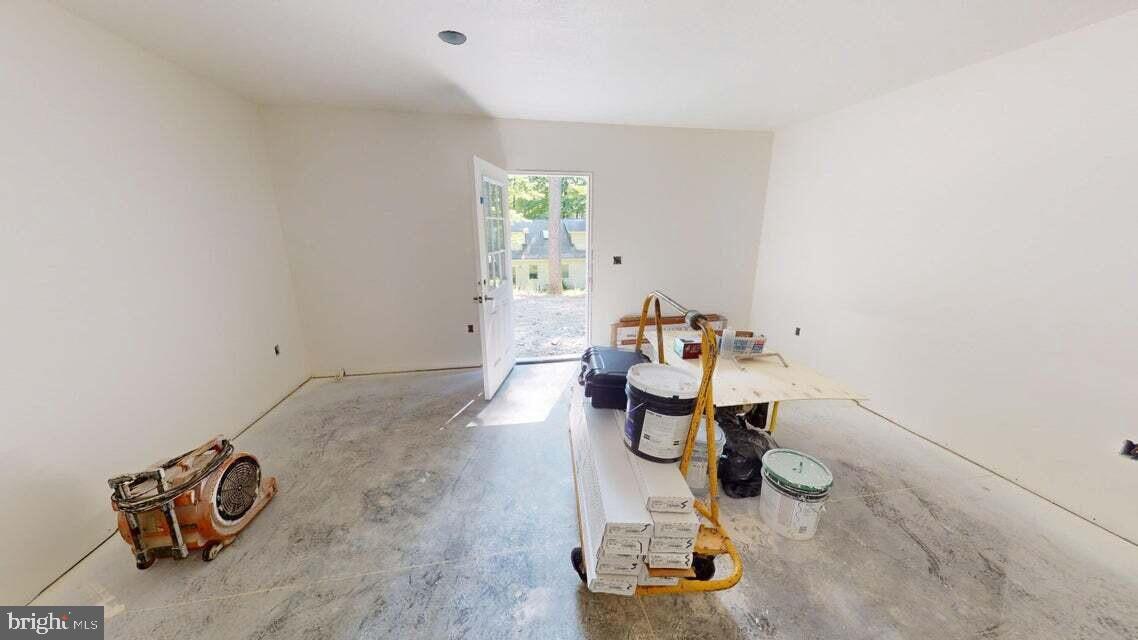 1048 BASSE TERRE ROAD