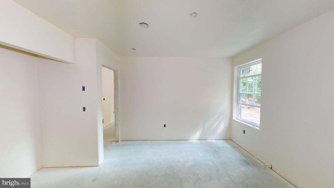 1048 BASSE TERRE ROAD