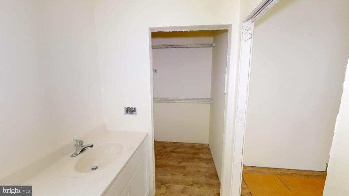 1048 BASSE TERRE ROAD