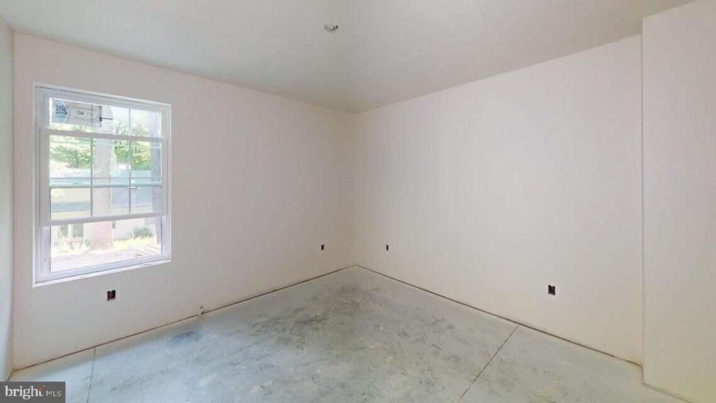 1048 BASSE TERRE ROAD