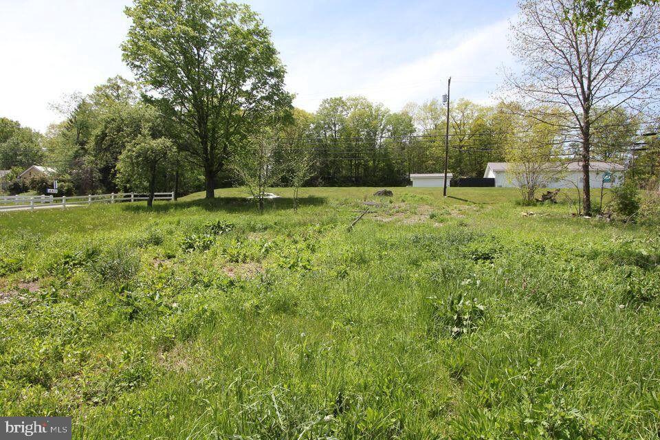 1237 1/2 & 1239 S BRADY STREET