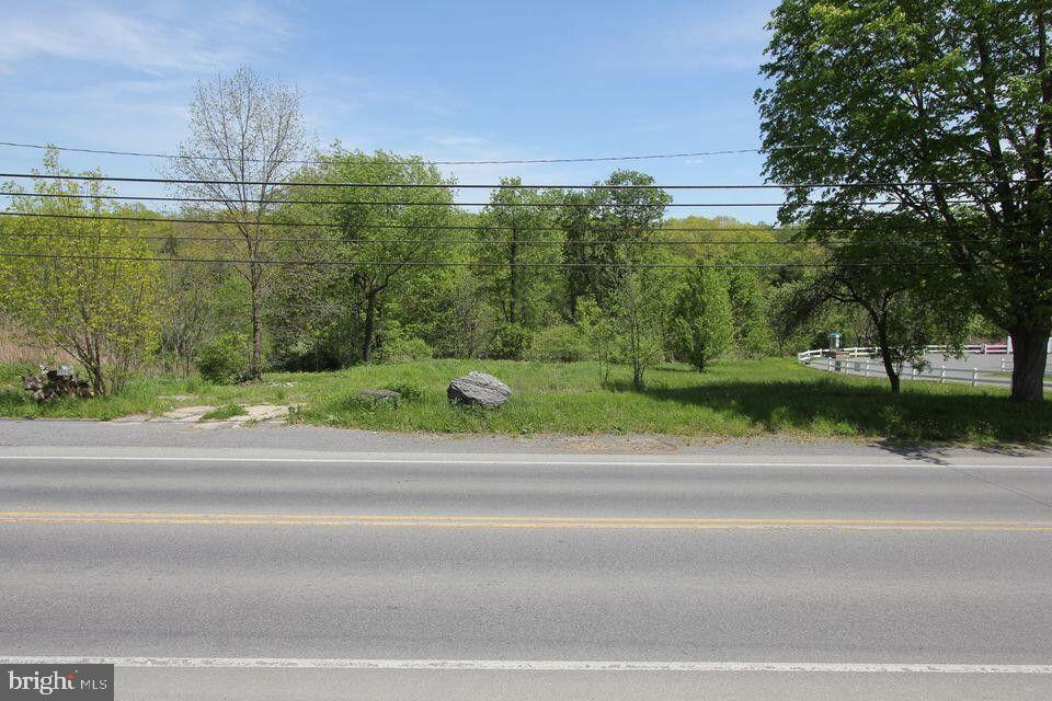 1237 1/2 & 1239 S BRADY STREET