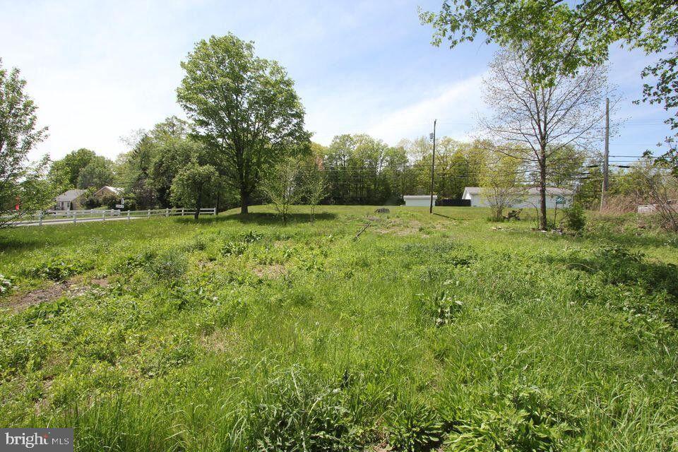 1237 1/2 & 1239 S BRADY STREET