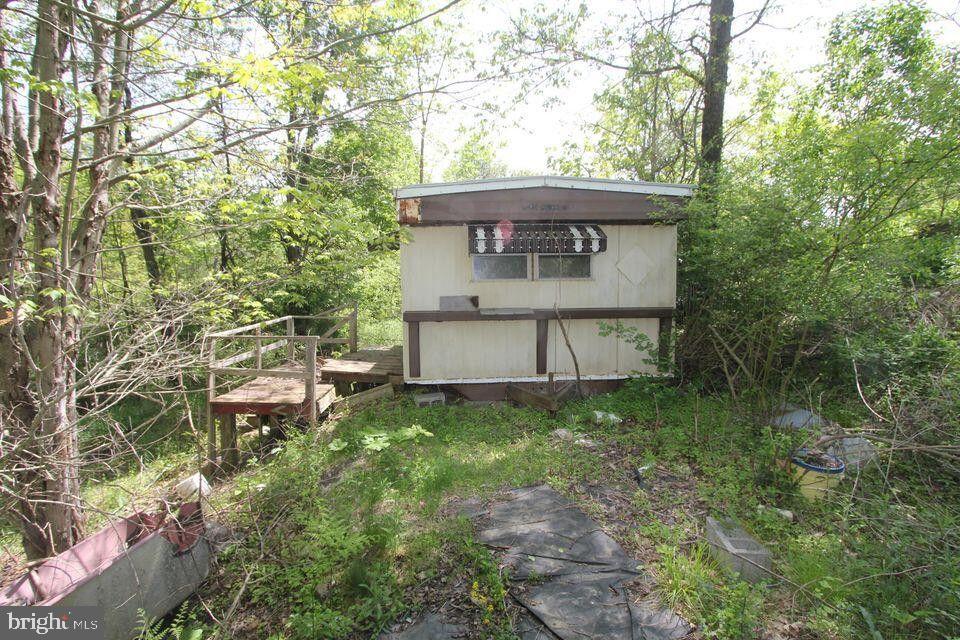 1237 1/2 & 1239 S BRADY STREET