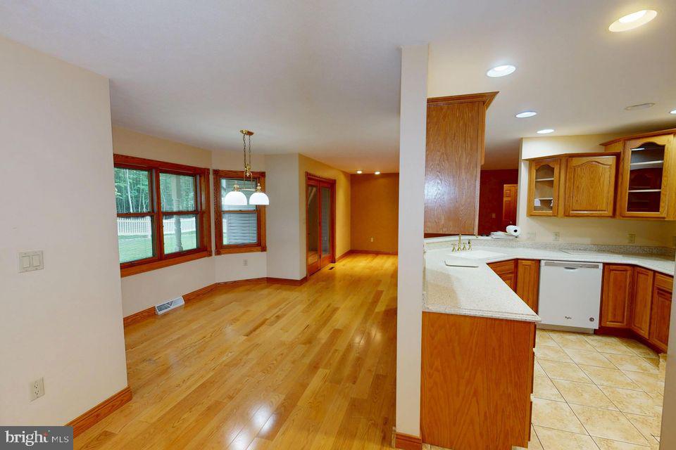 16364 TREASURE LAKE ROAD