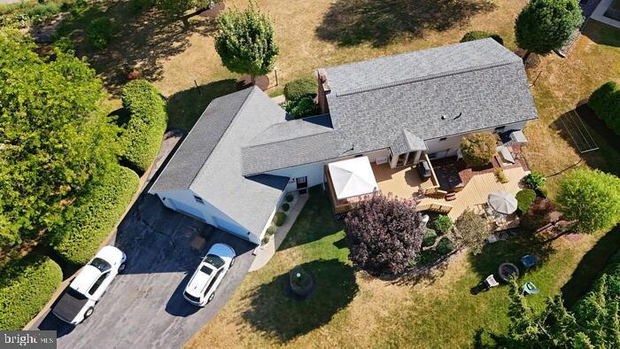 70 SLOPING VIEW DRIVE