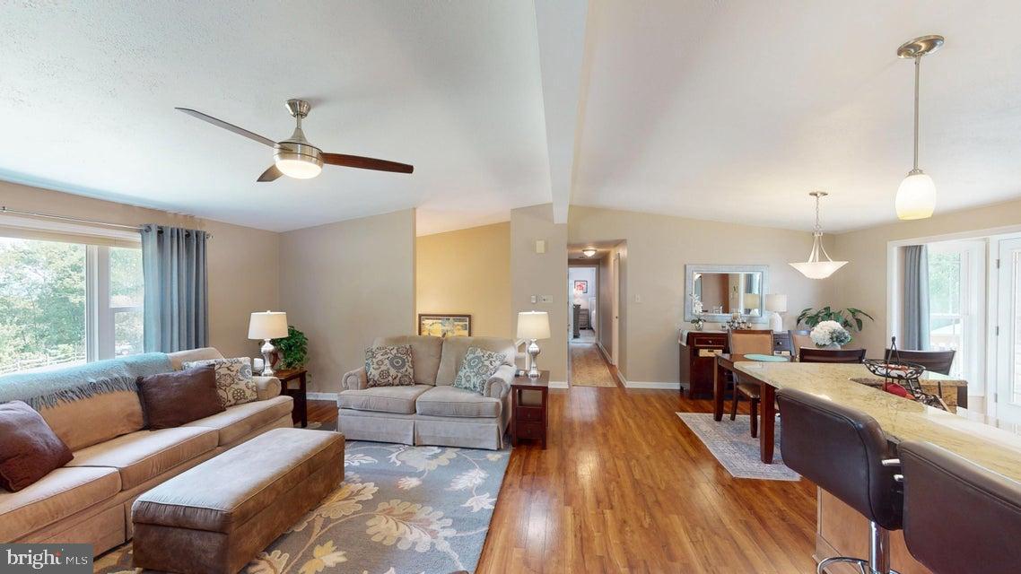 70 SLOPING VIEW DRIVE